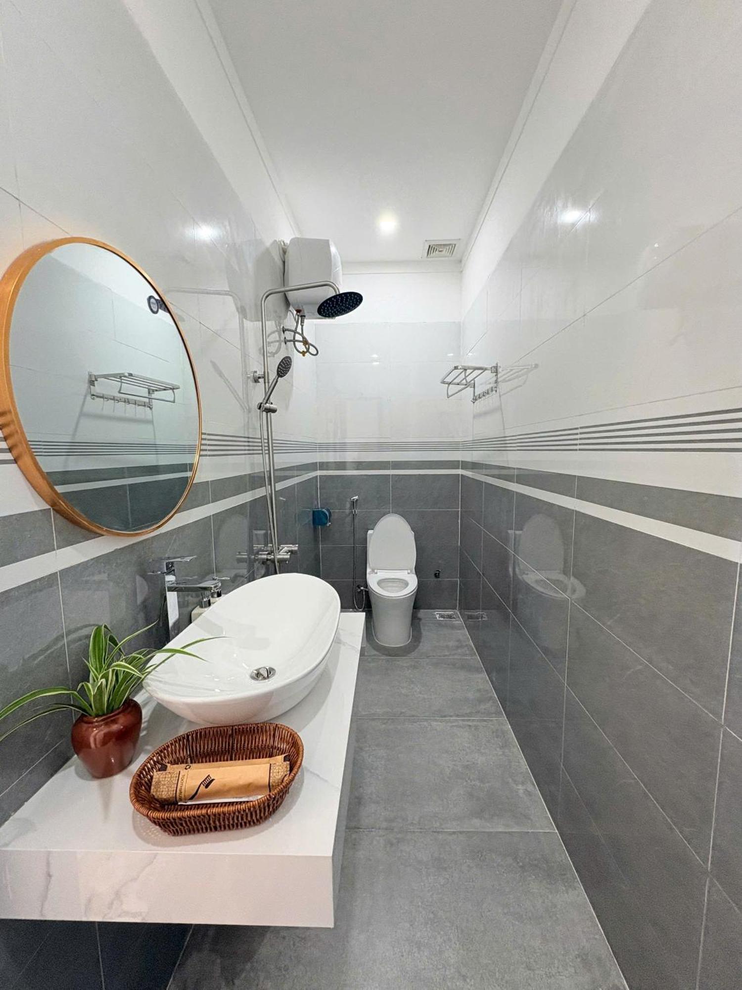 Homestay Nha Cua Gao Kon Tum Eksteriør billede