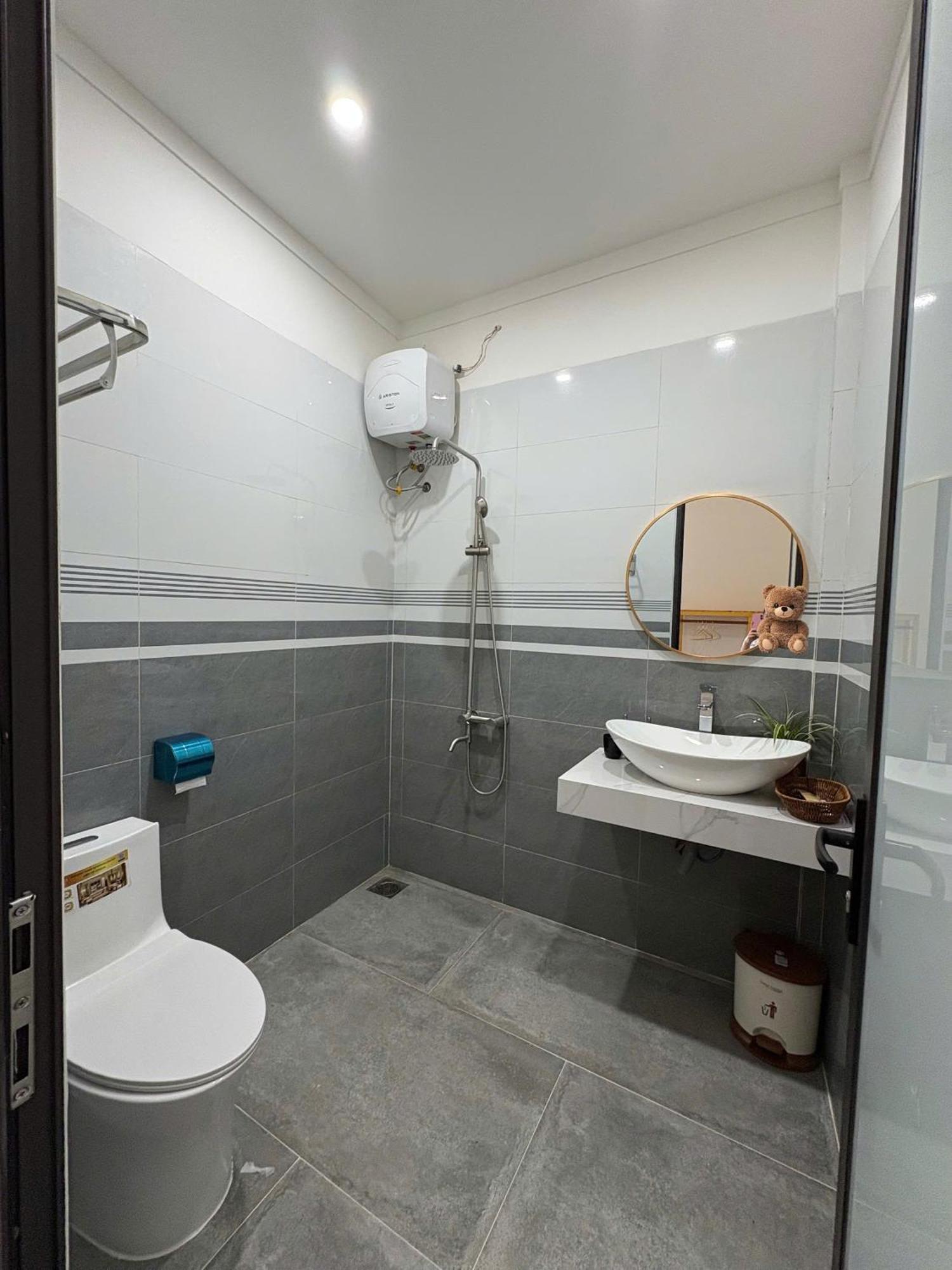 Homestay Nha Cua Gao Kon Tum Eksteriør billede